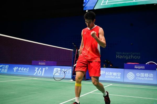 青少年通过 青少年通过