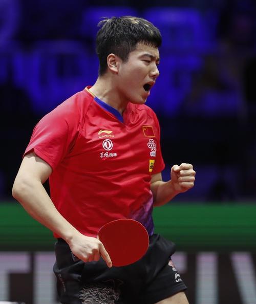 的专注与投 的专注与投