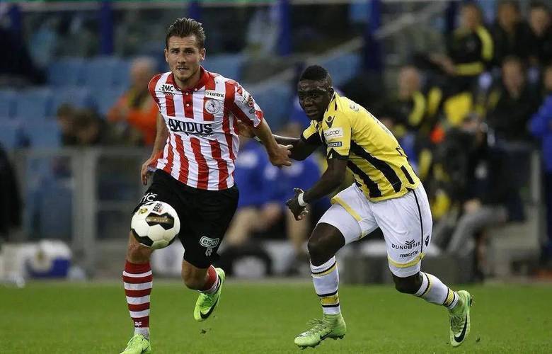 超中的竞争 超中的竞争