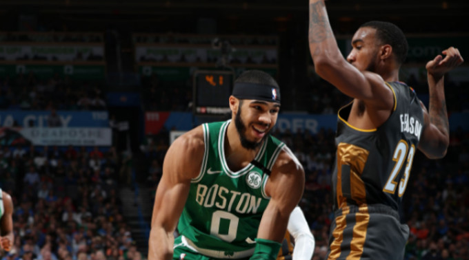 连下两城 连下两城